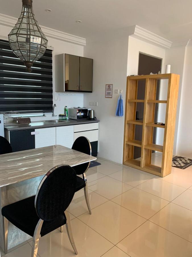 Aiera Homestay @ Meru Casa Kayangan Ipoh Extérieur photo